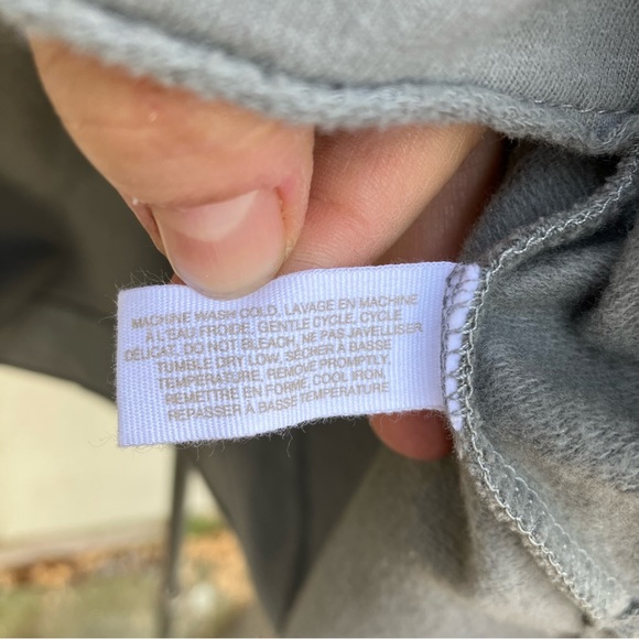 Skin organic cross tie front oversized sweatshirt, size small. - Picture 10 of 12